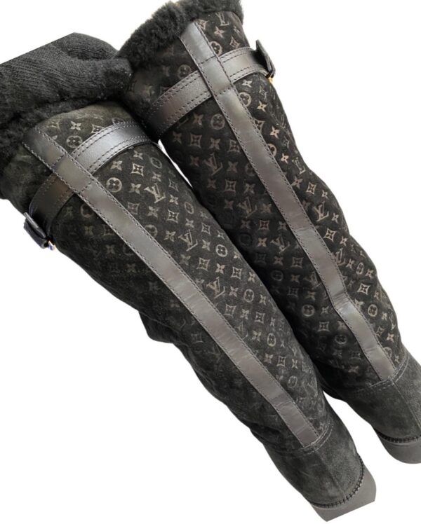 Louis Vuitton Monogram Woman Shoes - Image 2